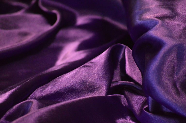 Las mejores razones para utilizar fundas de seda en tus almohadas